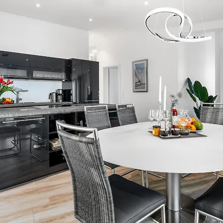 Admiralsdeck Panoramablick, Finnische Sauna, 3 Baeder, Fahrstuhl, 2 Terrassen Olpenitz